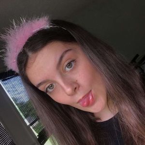 Meet your Posher, Ellie